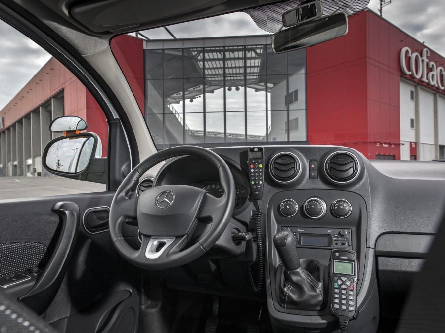  Mercedes-Benz Citan Polizei 2013 года  (фото 2 из 6)